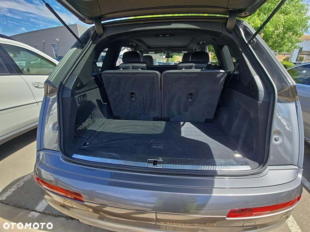 Audi Q7 - 13