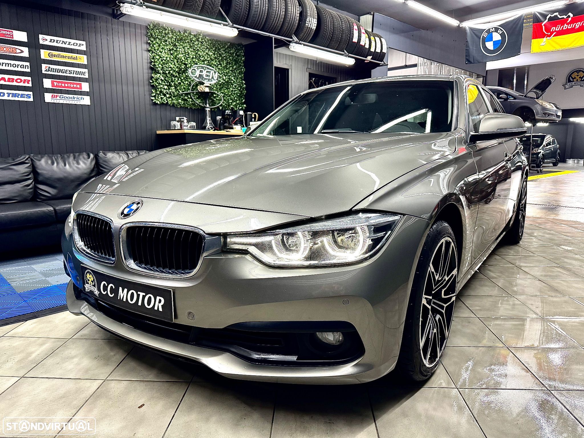 BMW 318 d Touring Line Modern - 1