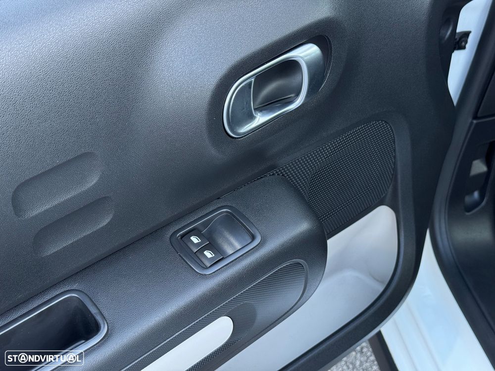 Citroën C3 1.2 PureTech Feel - 22