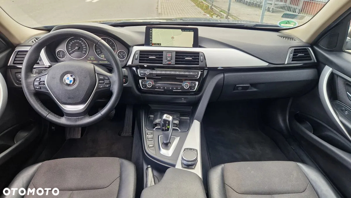 BMW Seria 3 320d Luxury Line - 7