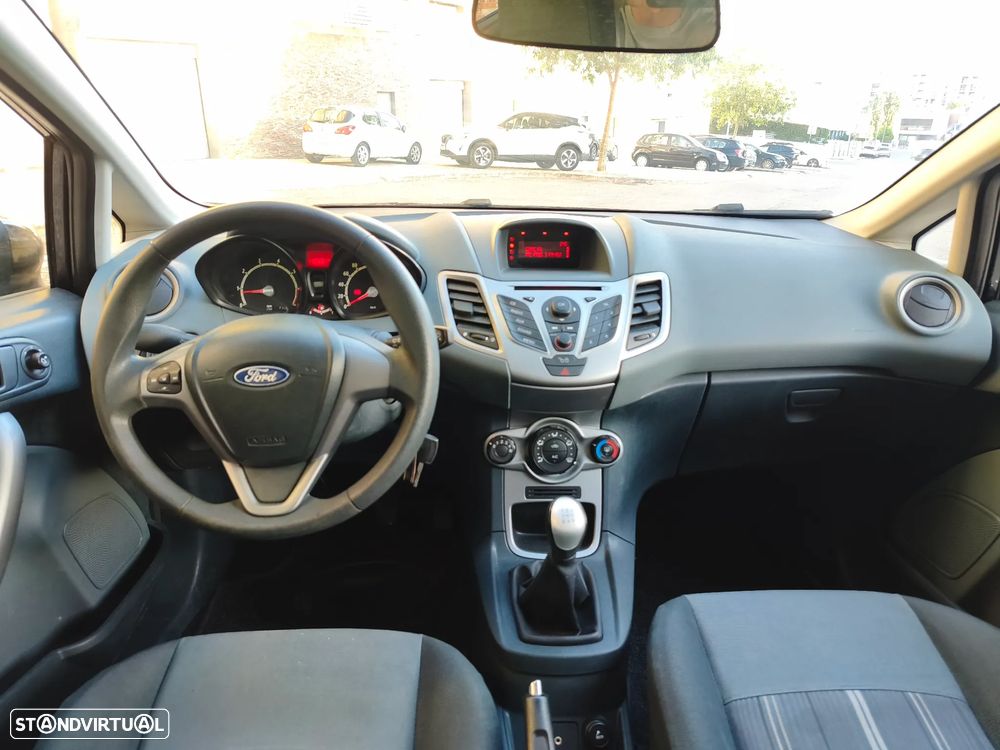 Ford Fiesta 1.25 Techno - 12