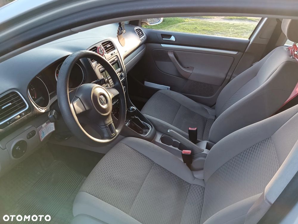 Volkswagen Golf VI 1.6 TDI Comfortline - 8