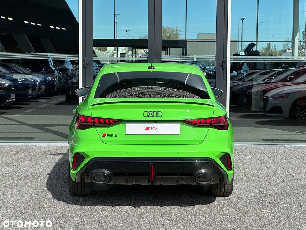 Audi RS3 Limousine - 7