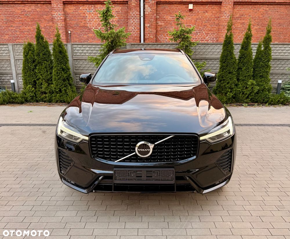 Volvo XC 60 B4 D AWD Plus Dark - 6