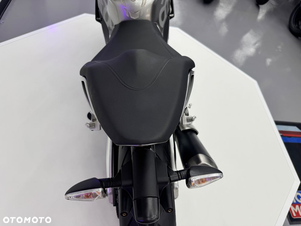 Aprilia Tuono - 23