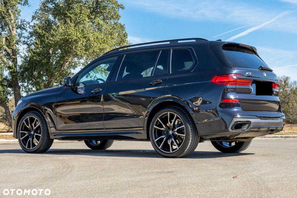 BMW X7 xDrive40i - 7