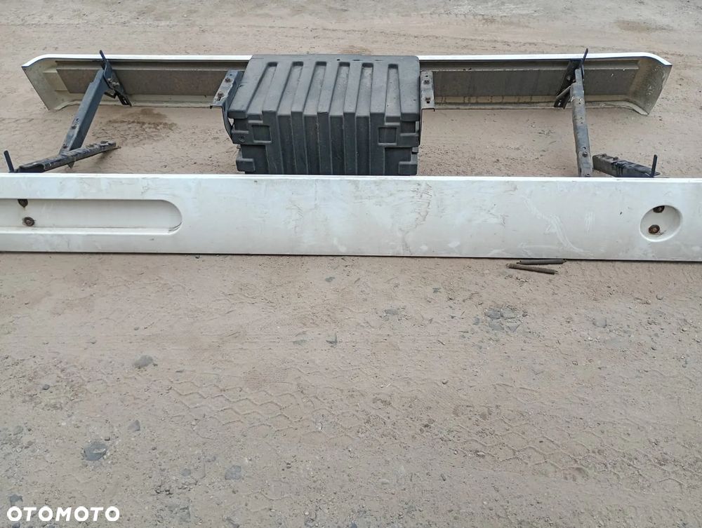 Wielton naczepa kontenerowa na części - 4