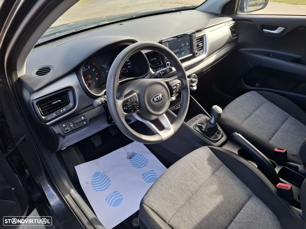 Kia Stonic 1.0 T-GDI Urban - 18