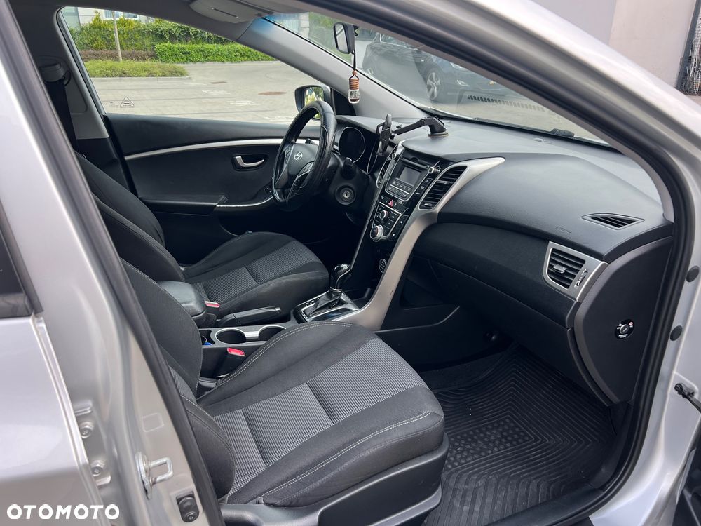 Hyundai i30 1.6 CRDi Classic - 8
