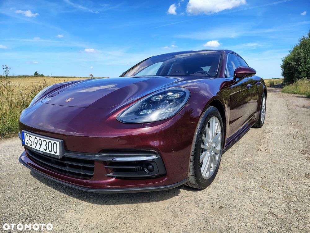 Porsche Panamera 4S - 4