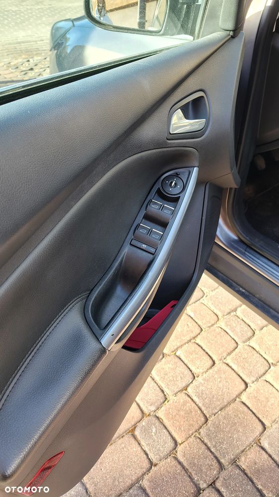 Ford Focus 1.6 TDCi Titanium - 10