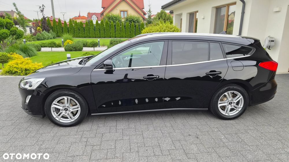 Ford Focus 1.5 EcoBlue Start-Stopp-System TITANIUM STYLE - 33
