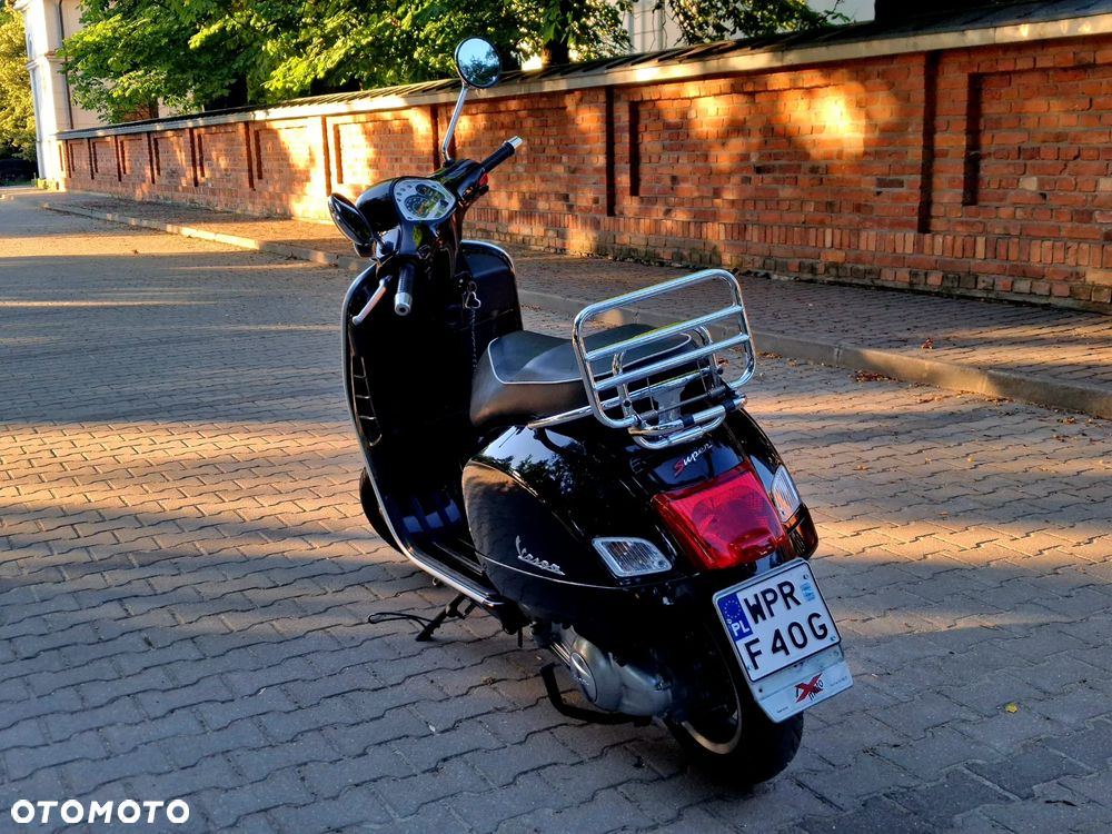 Vespa GTS - 5