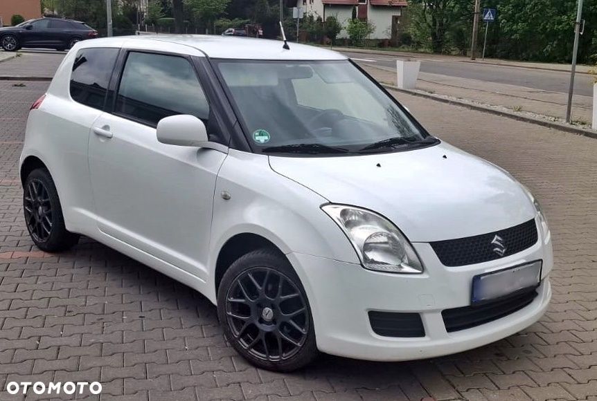 Suzuki Swift 1.3 Classic - 1