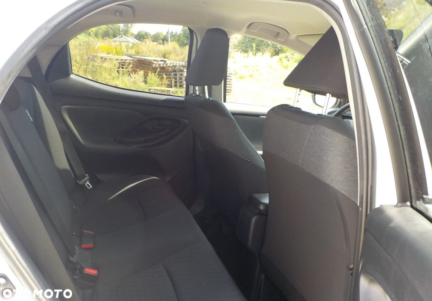 Toyota Yaris - 22