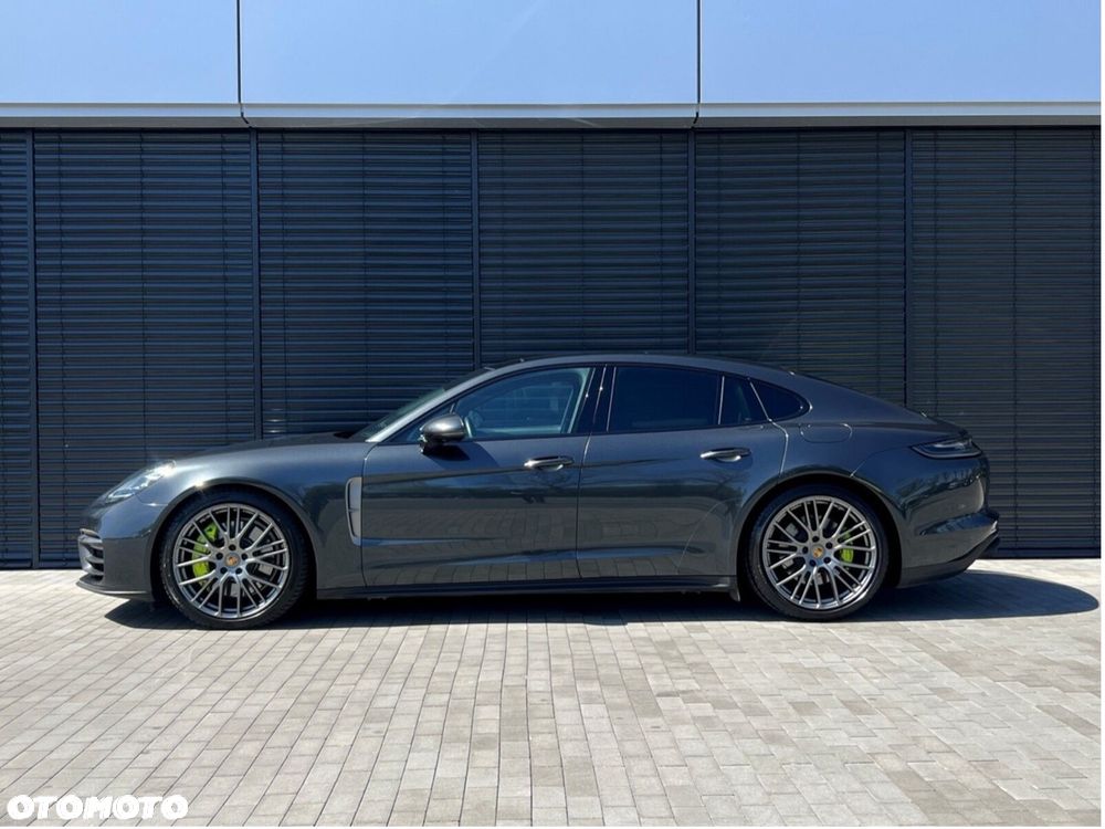 Porsche Panamera 4 E-Hybrid Platinum Edition - 2