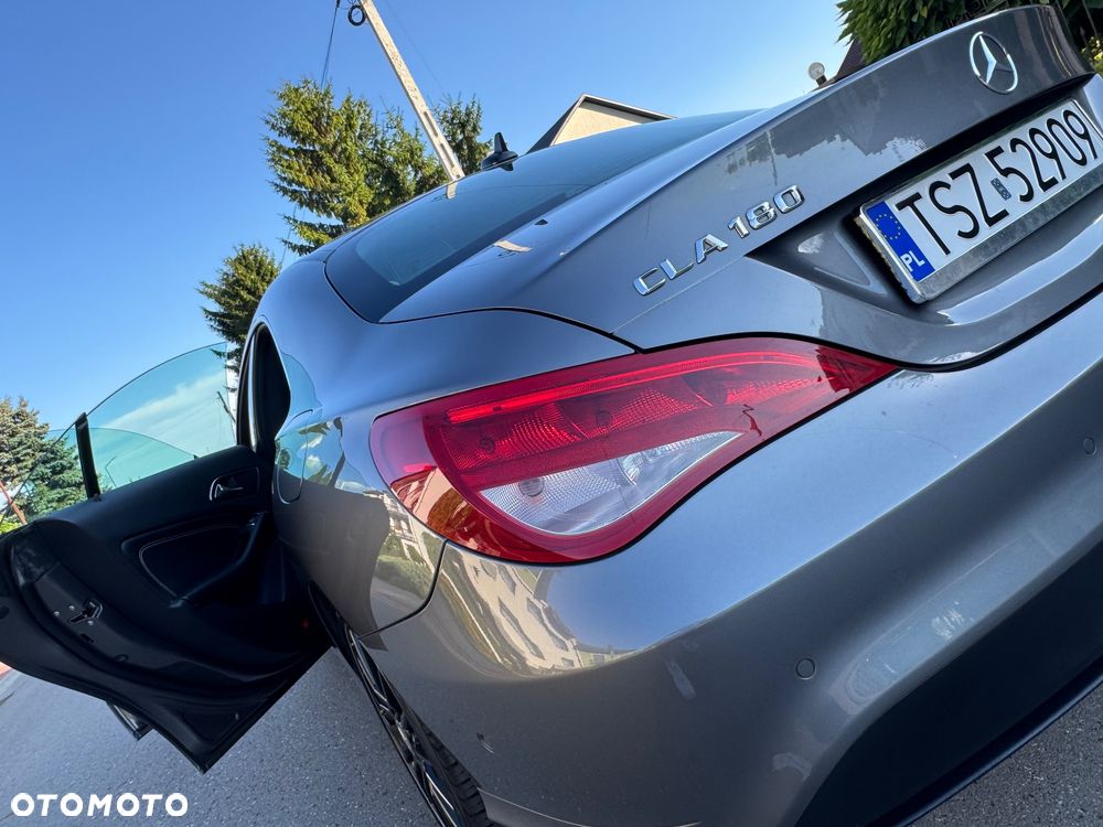 Mercedes-Benz CLA 180 - 13