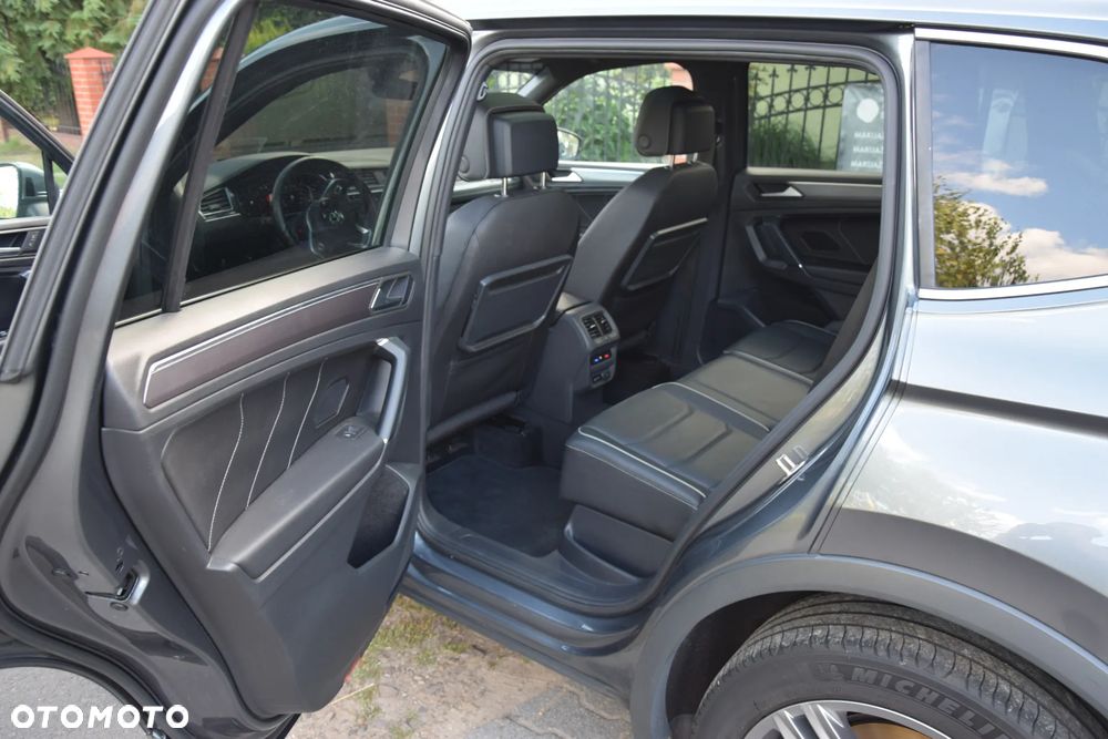 Volkswagen Tiguan Allspace 2.0 TDI R-Line DSG - 18