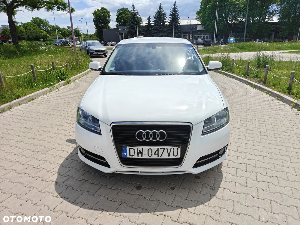 Audi A3 8P (2003-2012) 2.0 TDI Attraction S tronic, 2011
