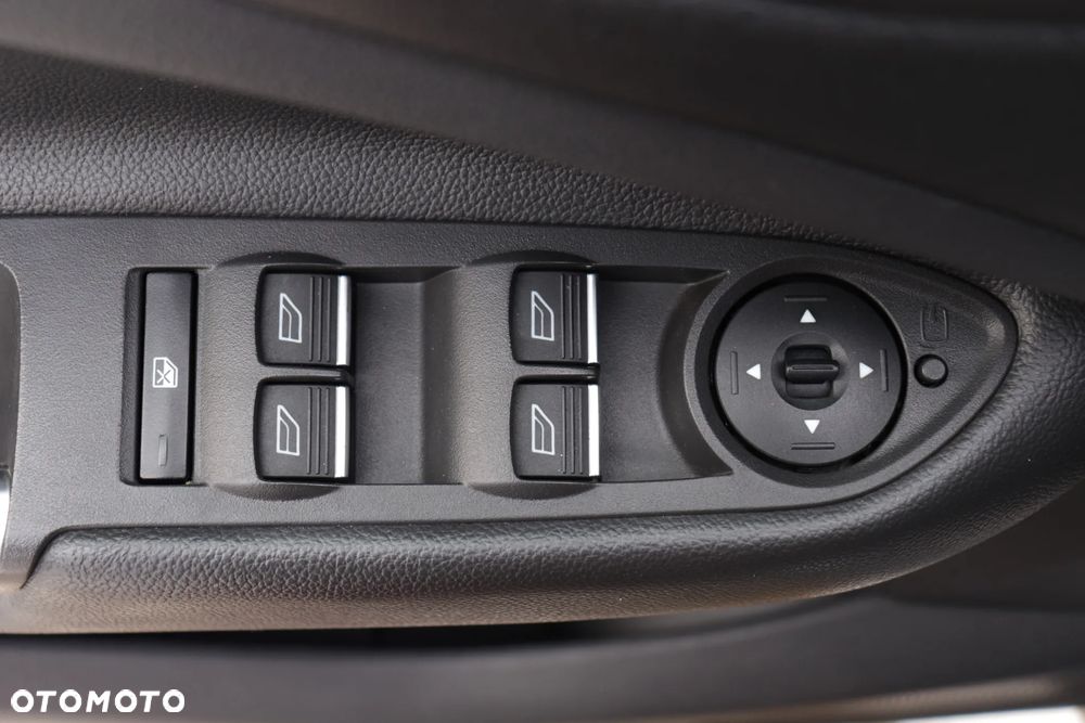 Ford S-Max 2.0 TDCi Titanium - 21