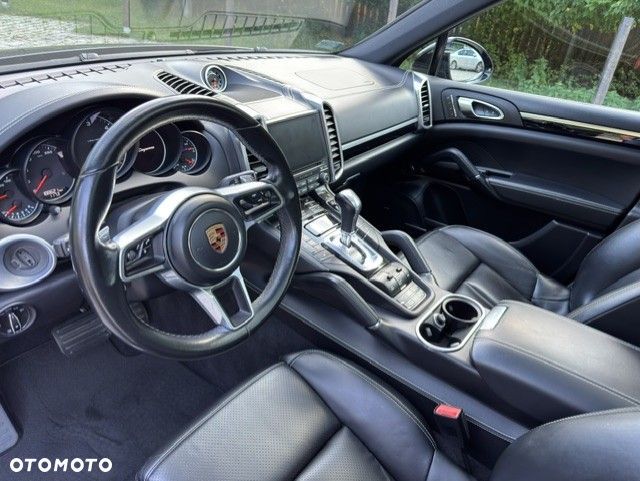 Porsche Cayenne Diesel Platinum Edition - 8