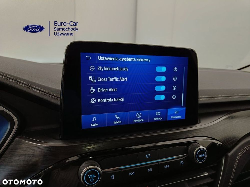 Ford Kuga - 26