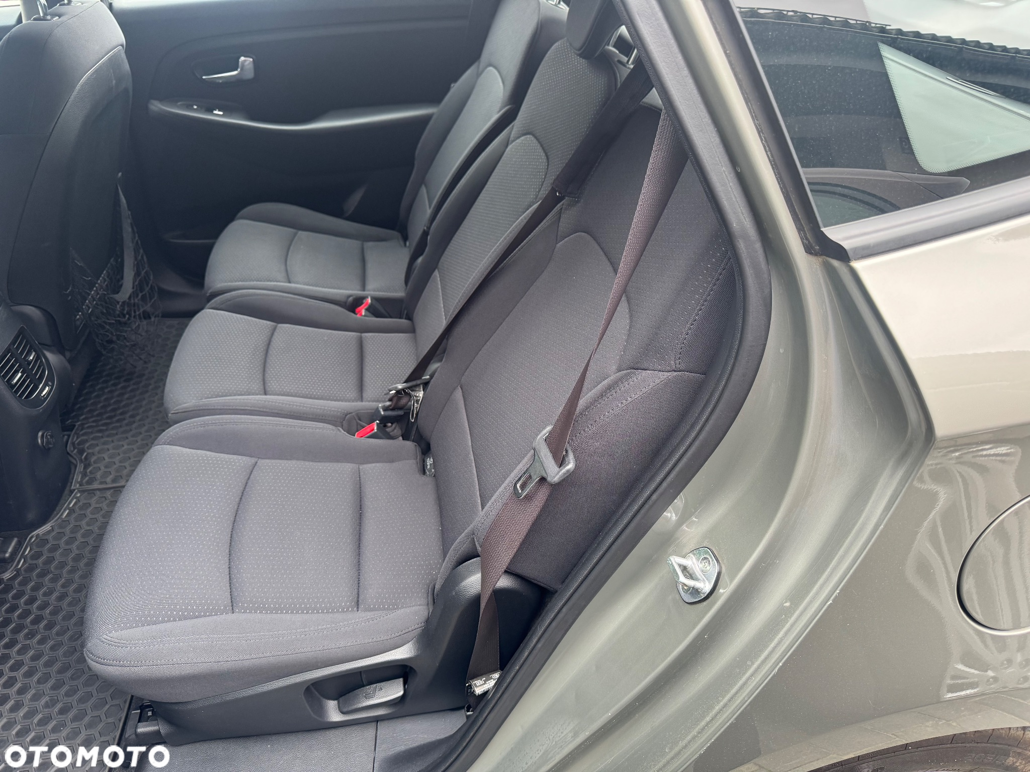 Kia Carens 1.6 GDI ISG Spirit - 5