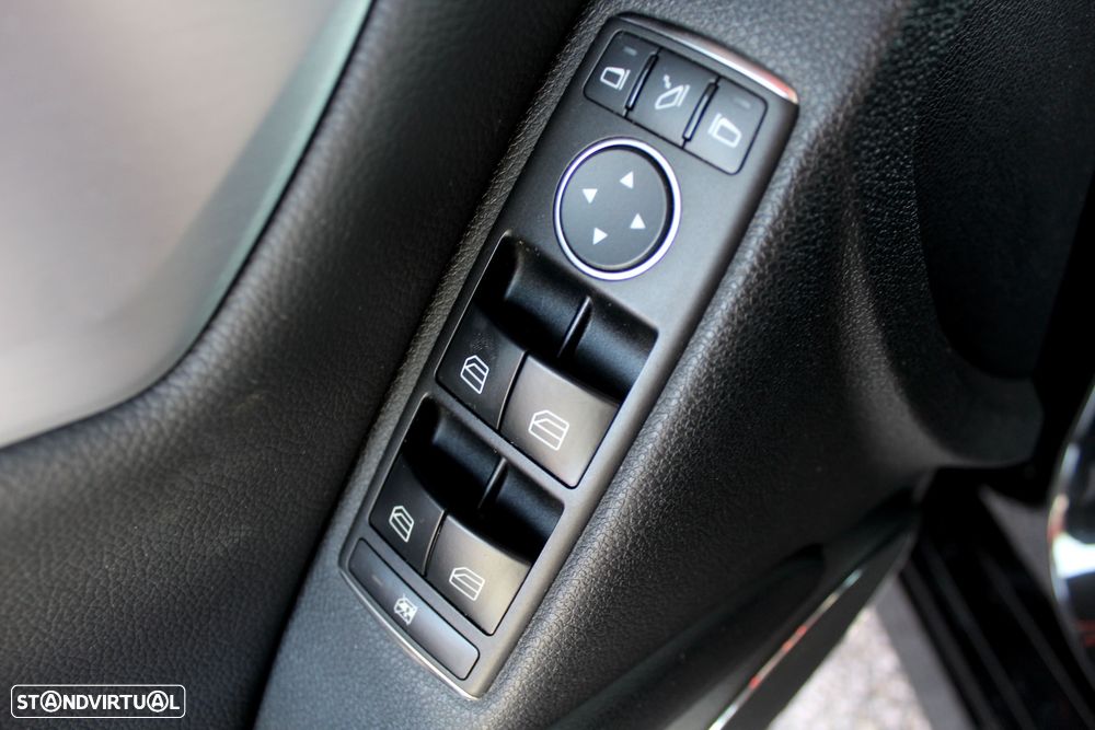 Mercedes-Benz C 220 Station CDI DPF BlueEFFICIENCY Avantgarde - 21