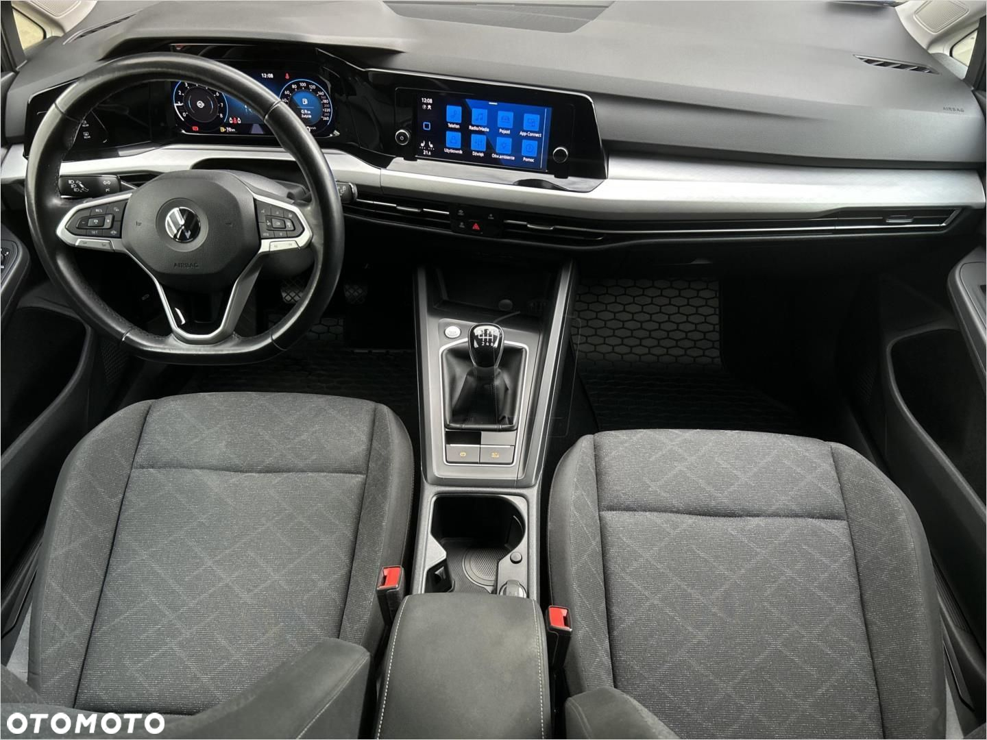 Volkswagen Golf VIII 1.5 TSI EVO Life - 18