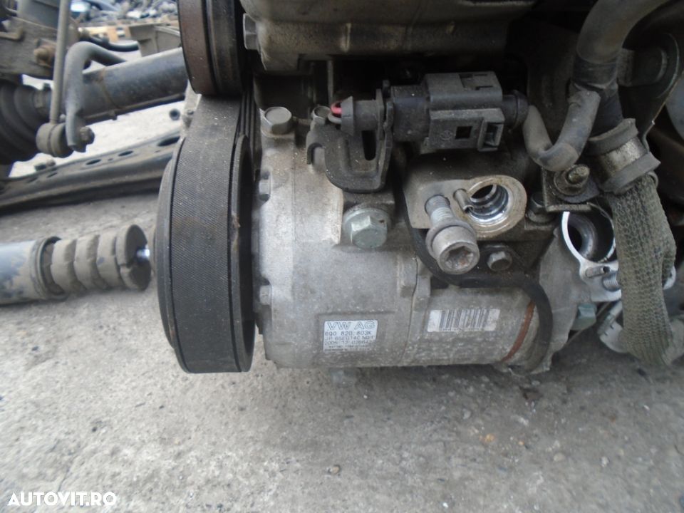 Compresor clima Volkswagen Polo 1.2 12V benzina din 2006 - 1