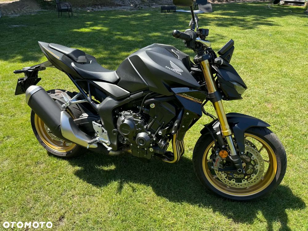 Honda CB - 7