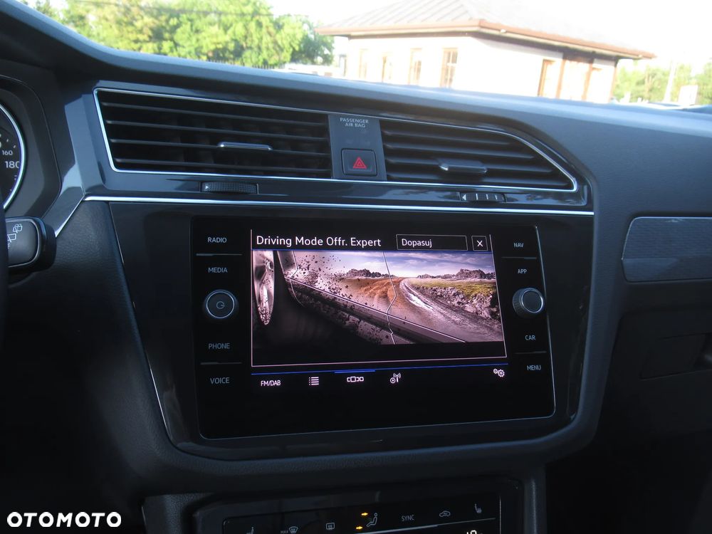 Volkswagen Tiguan 2.0 TSI 4Mot Life DSG - 33