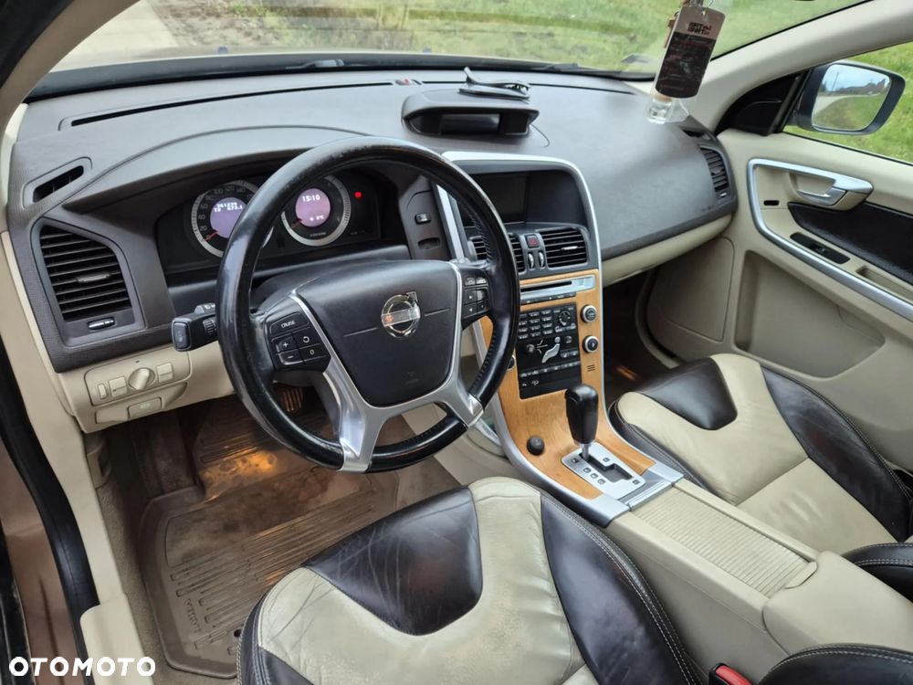 Volvo XC 60 - 13