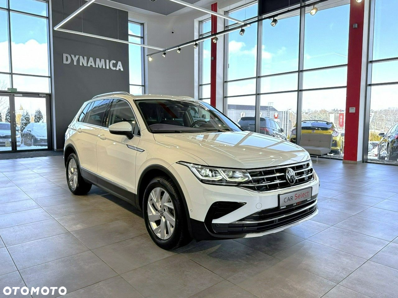 Volkswagen Tiguan - 2