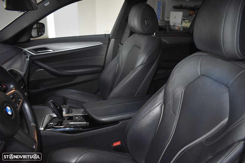 BMW 520 d Pack M Auto - 19