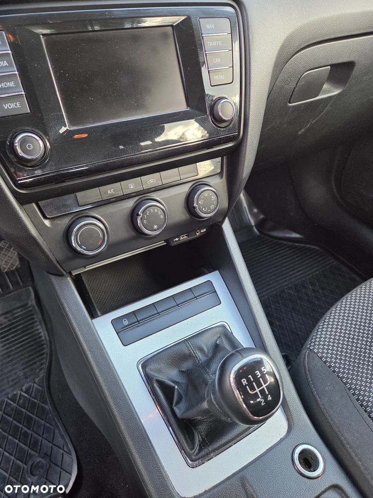 Skoda Octavia 1.6 TDI Ambition - 11