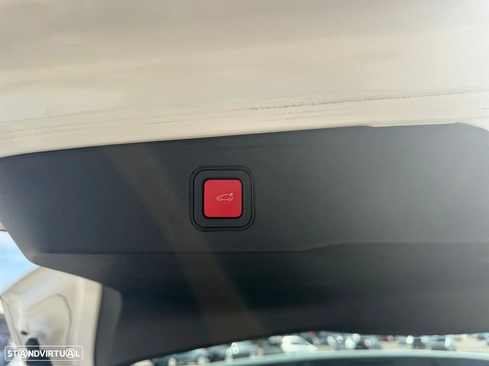 Jeep Avenger 1.2 GSE T3 Altitude - 17