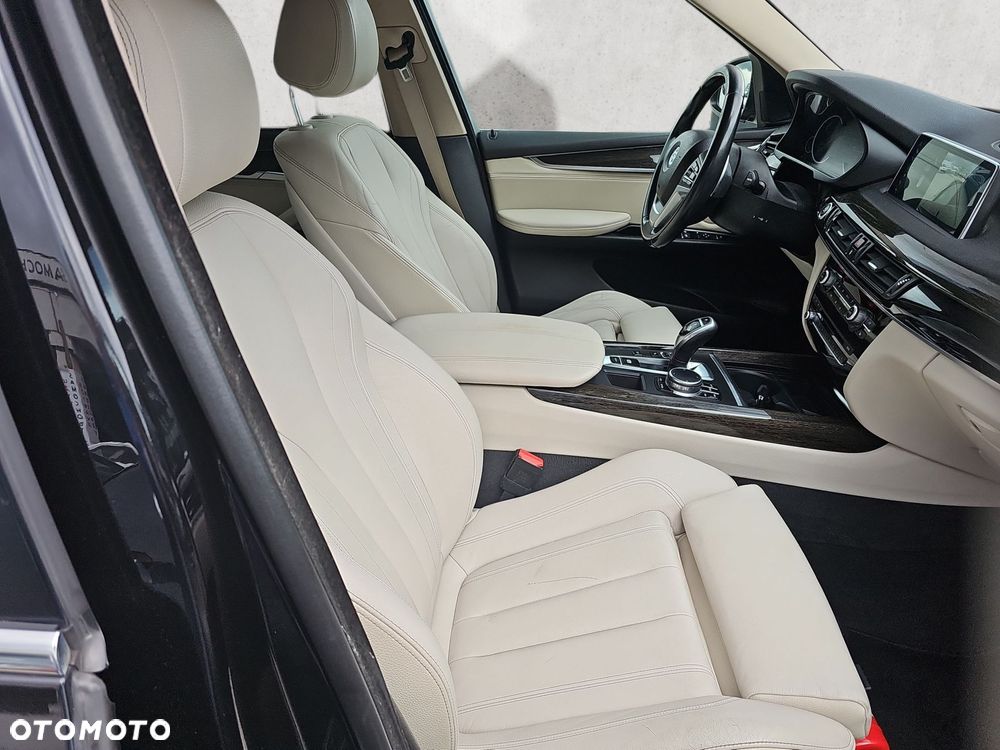 BMW X5 xDrive25d - 13