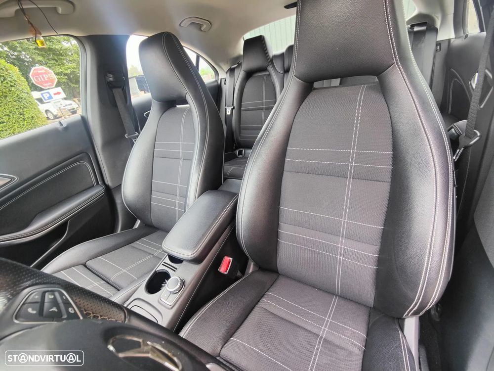 Mercedes-Benz CLA 200 d Urban Aut. - 10