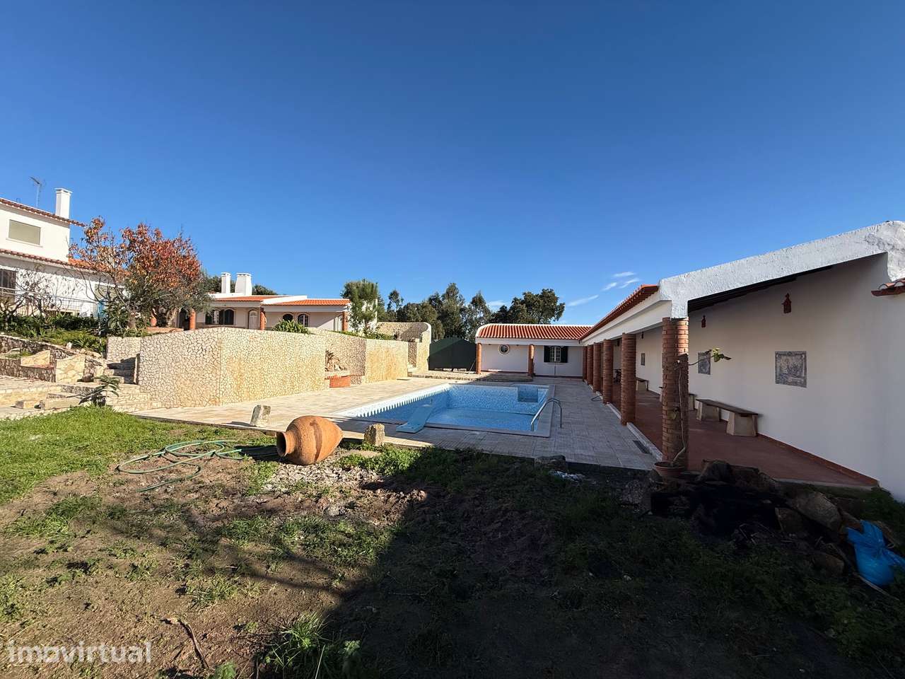 Moradia individual com anexos, piscina, armazéns e terreno - Landal - Grande imagem: 5/43
