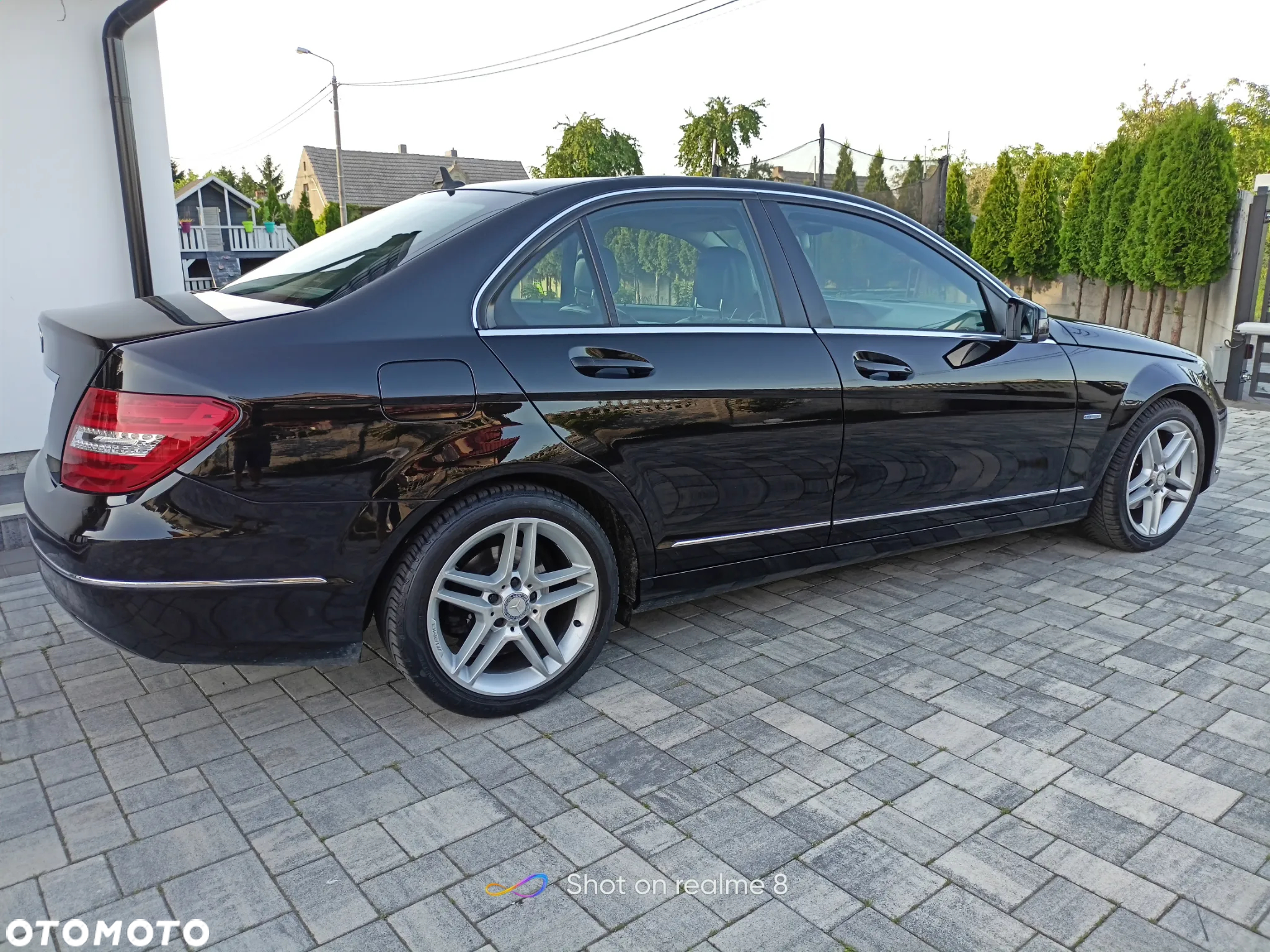 Mercedes-Benz Klasa C 180 CGI BlueEff Avantgarde - 36