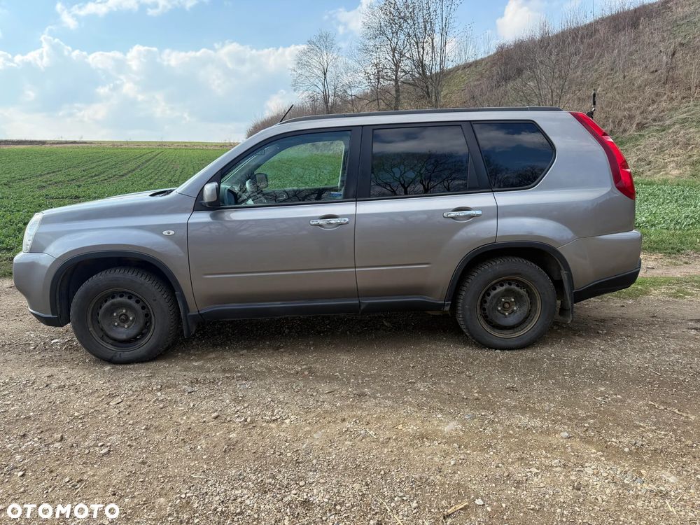 Nissan X-Trail - 10