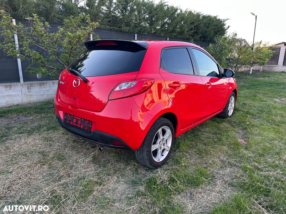 Mazda 2 - 3