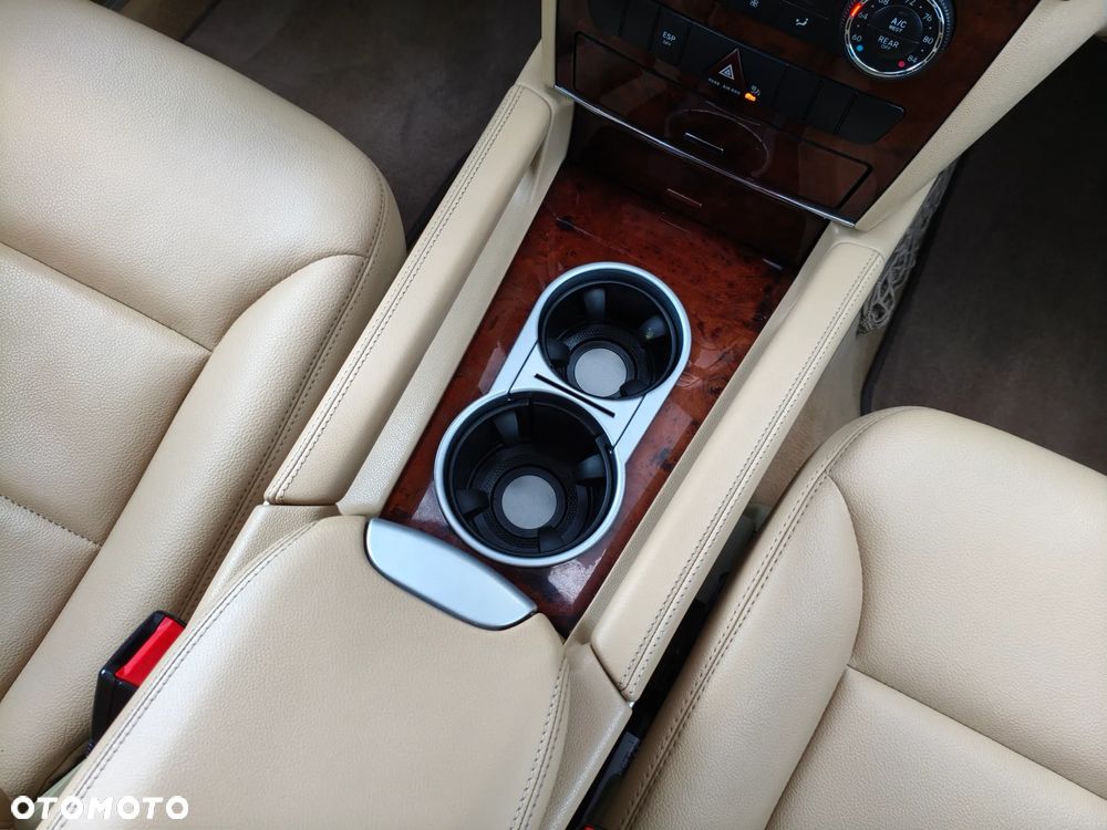 Mercedes-Benz ML 350 4-Matic - 27