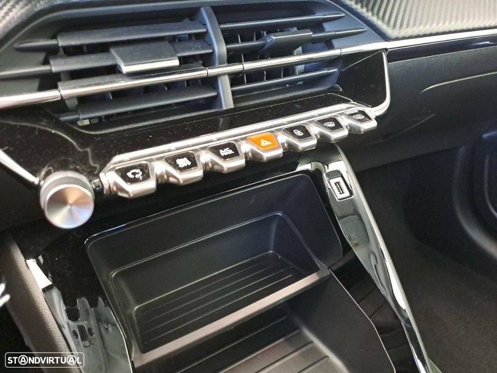 Peugeot 208 1.2 PureTech Active Pack - 18