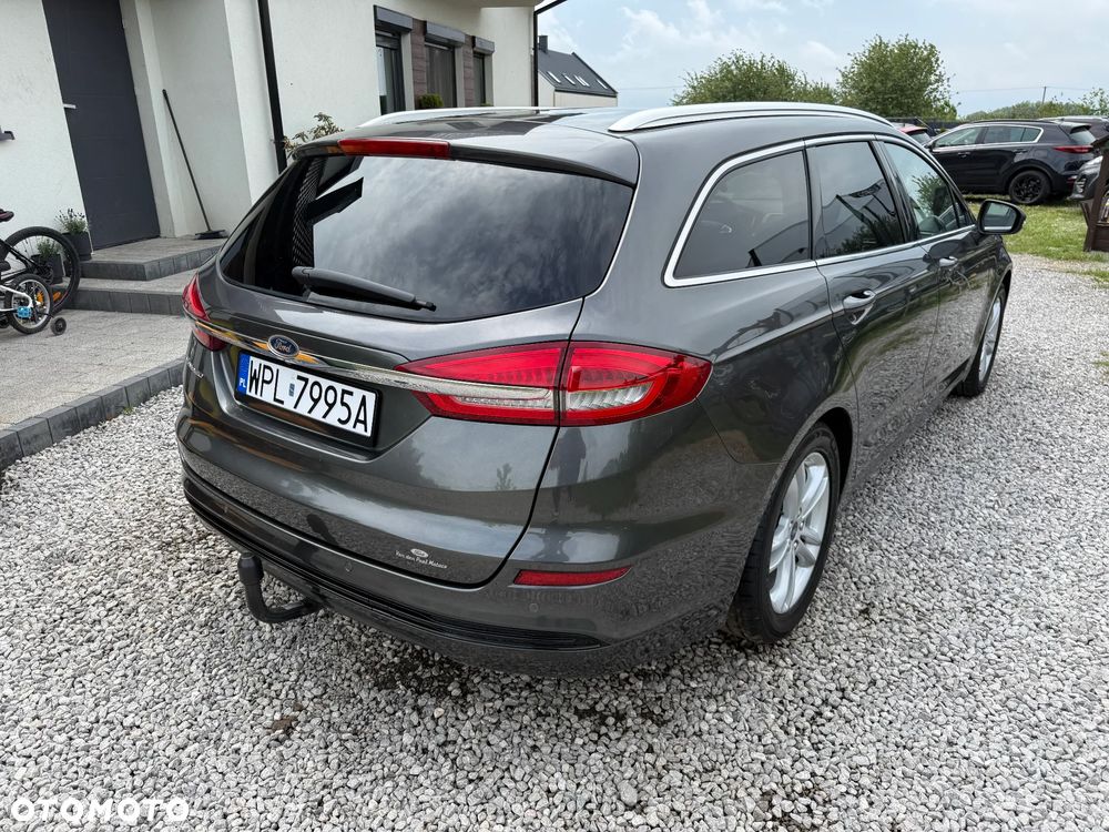 Ford Mondeo 2.0 TDCi Titanium PowerShift - 17