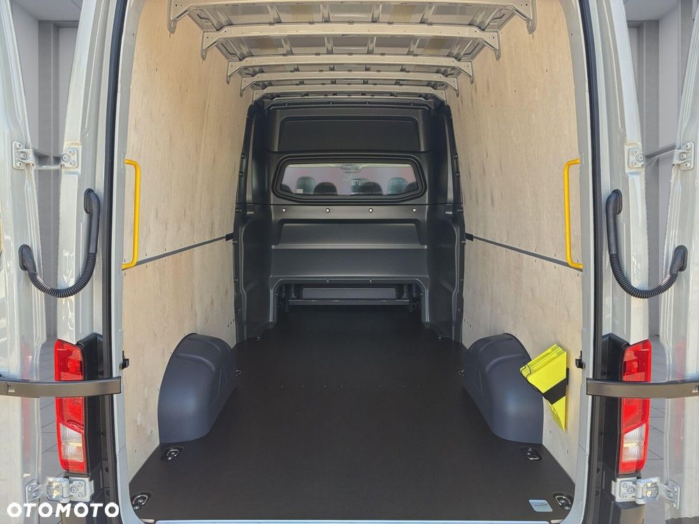 Volkswagen Crafter 35 Brygadówka/AUTOMAT/L4H3, 2.0 BiTDI 163KM, 4490mm, Wysoki dach, r.o. 4490 mm - 13