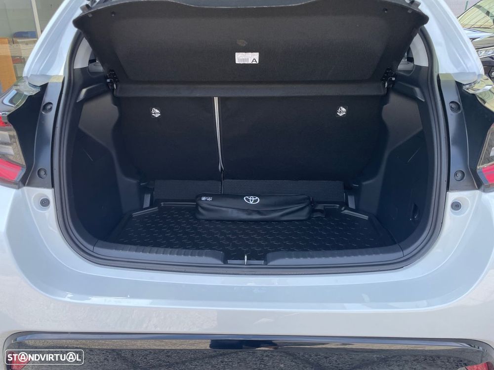 Toyota Yaris - 13