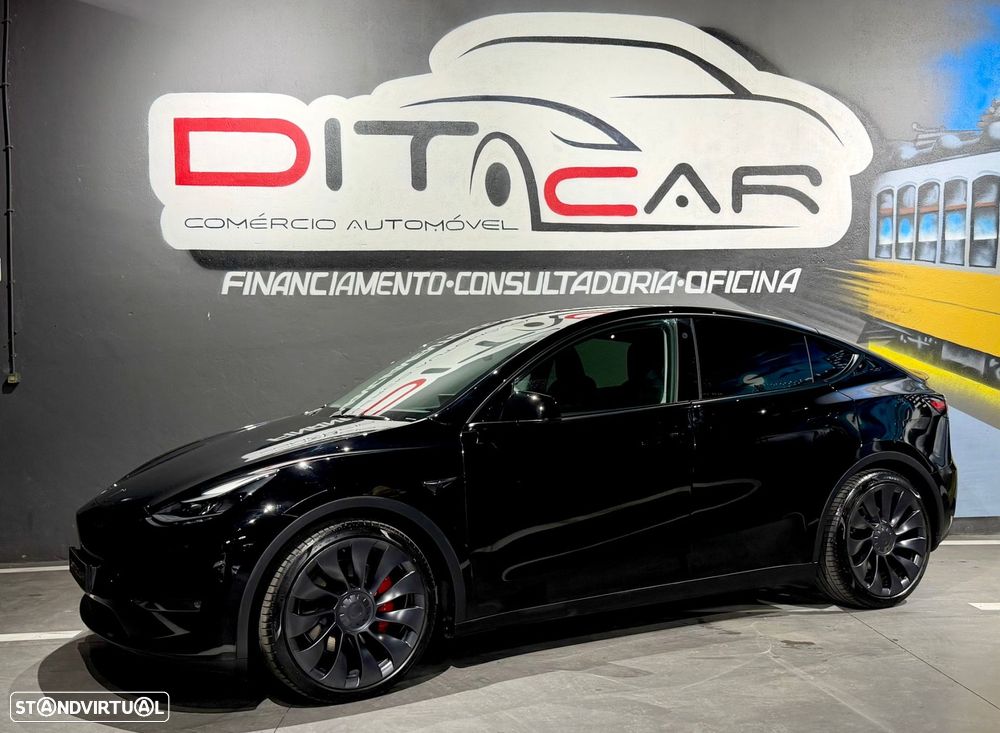 Tesla Model Y Performance Dual Motor AWD - 2