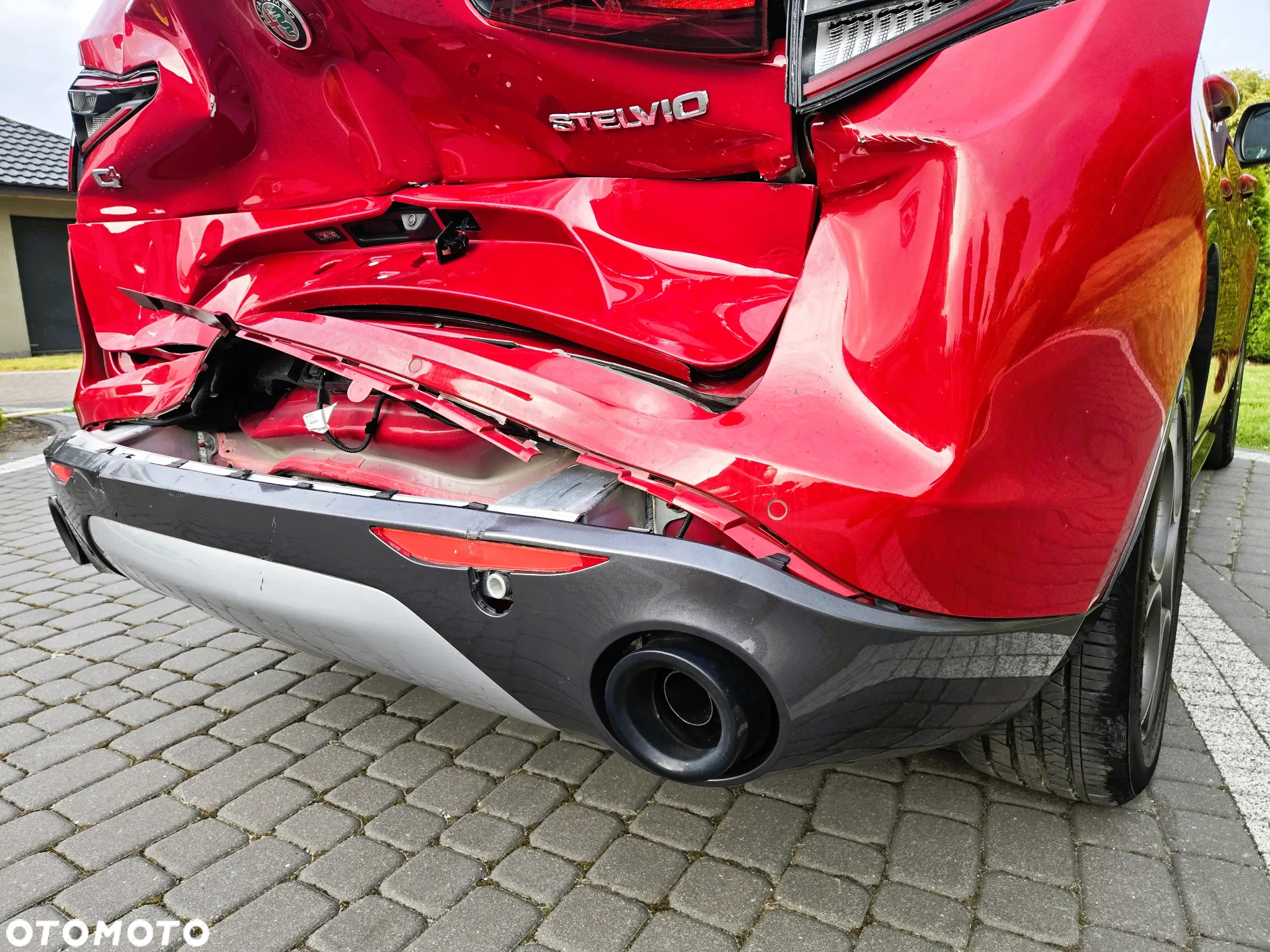 Alfa Romeo Stelvio 2.0 Turbo 16V AT8-Q4 Ti - 22